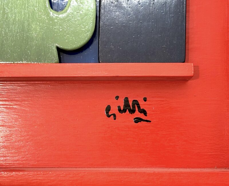 Claude Gilli, 3 Cafetières et 5 bouteilles Fond rouge , 2001 – Image 2