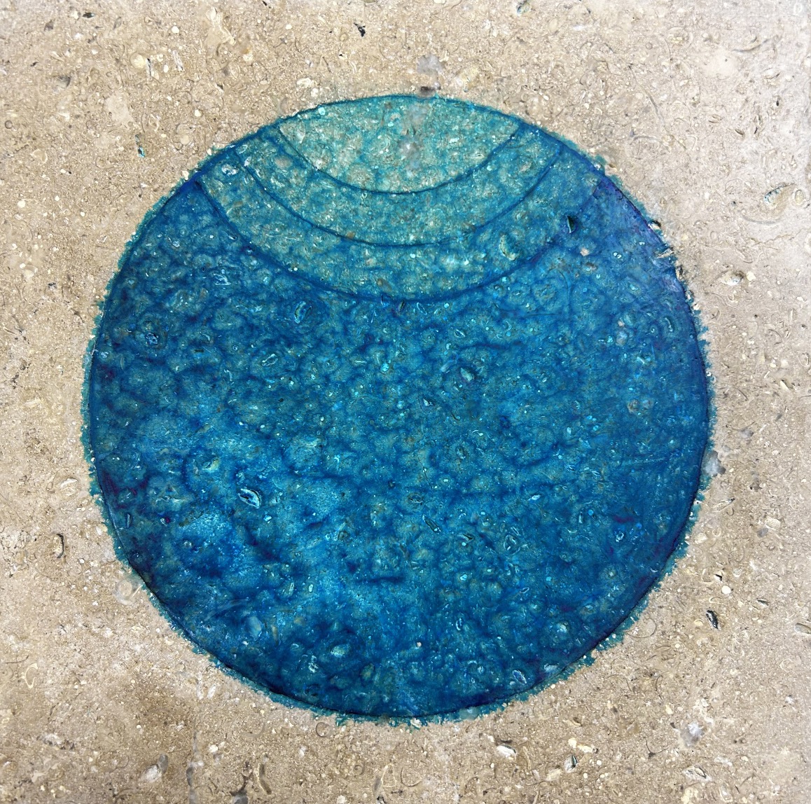 Anne-Laure Wuillai, Mini-piscine-spa ronde (escalier circulaire), 2026